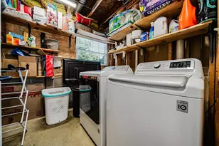1390 Wild Oats Dr, Columbus, OH 43204 - Photo 26