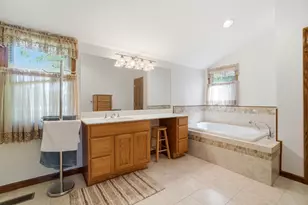 2262 Lewis Center Rd, Lewis Center, OH 43035 - Photo 28