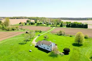 8381 Horn Rd, Gambier, OH 43022 - Photo 4