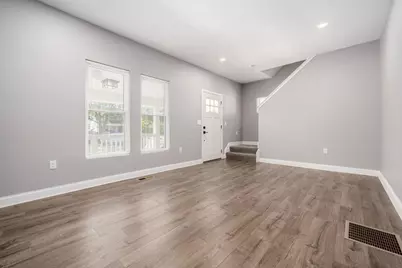 210 S Terrace Avenue, Columbus, OH 43204 - Photo 8