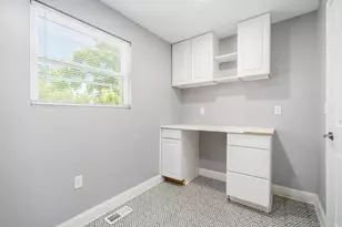 210 S Terrace Ave, Columbus, OH 43204 - Photo 26
