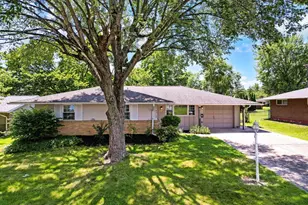 6909 Bartlett Rd, Reynoldsburg, OH 43068 - Photo 2