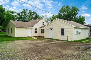 2476 Broadway, Grove City, OH 43123 - Photo 2