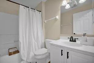 6200 Harbour Pointe, Columbus, OH 43231 - Photo 16