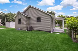 401 South St, Lancaster, OH 43130 - Photo 2