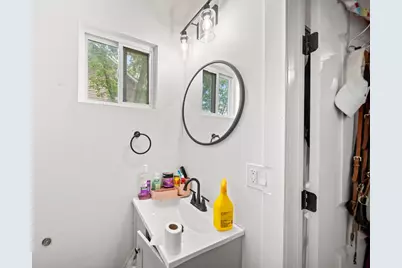 181 S Oakley Avenue, Columbus, OH 43204 - Photo 22
