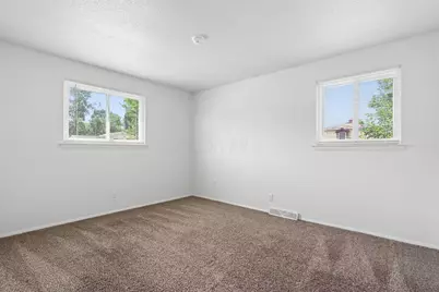 4838 Refugee Road, Columbus, OH 43232 - Photo 18