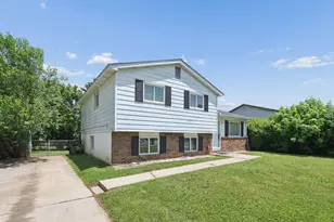 4838 Refugee Rd, Columbus, OH 43232 - Photo 2