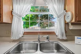 967 S Market St, Galion, OH 44833 - Photo 8