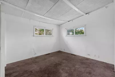 1823 E Blake Avenue, Columbus, OH 43219 - Photo 10