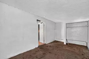 1823 E Blake Ave, Columbus, OH 43219 - Photo 8