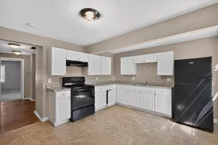 2183 Safford Ave, Columbus, OH 43223 - Photo 6