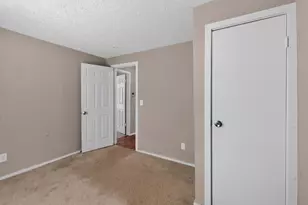 2183 Safford Ave, Columbus, OH 43223 - Photo 10