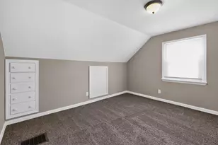 636 S Ashburton Rd, Columbus, OH 43213 - Photo 18