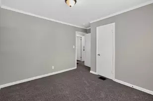 636 S Ashburton Rd, Columbus, OH 43213 - Photo 16