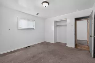 2418 Century Dr, Columbus, OH 43211 - Photo 14
