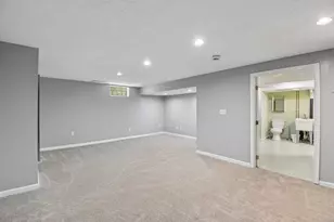822 Lindenhaven Rd, Columbus, OH 43230 - Photo 30