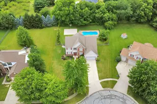 8441 Shady Maple Ct, Canal Winchester, OH 43110 - Photo 4