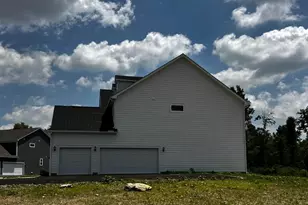 2395 Elisabeth Ln, Blacklick, OH 43004 - Photo 6