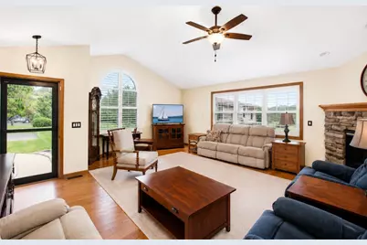 309 Ridgeway Drive, Howard, OH 43028 - Photo 8