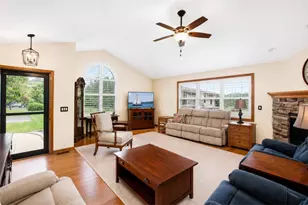 309 Ridgeway Dr, Howard, OH 43028 - Photo 8