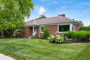126 Franklin St, Dublin, OH 43017 - Photo 2