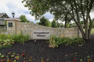 2744 Greystone Dr, Columbus, OH 43220 - Photo 8