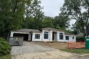 2300 Hoxton Ct, Columbus, OH 43220 - Photo 2