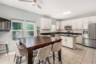 7665 Kingman Pl, Lewis Center, OH 43035 - Photo 18