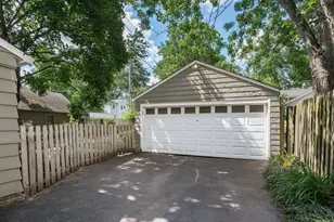 322 Acton Rd, Columbus, OH 43214 - Photo 36