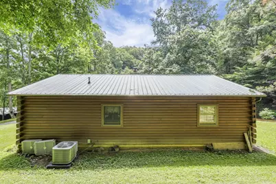 7899 Old Logan Road SE, Sugar Grove, OH 43155 - Photo 32