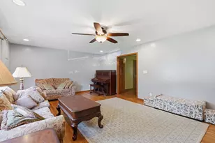 2520 Douglas Dr, Zanesville, OH 43701 - Photo 4
