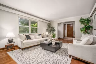 870 Euclaire Ave, Columbus, OH 43209 - Photo 6