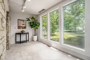 870 Euclaire Ave, Columbus, OH 43209 - Photo 22