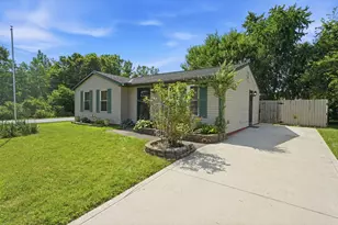 1565 Rock Creek Dr, Grove City, OH 43123 - Photo 2