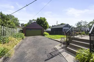 665 E Royal Forest Blvd, Columbus, OH 43214 - Photo 6