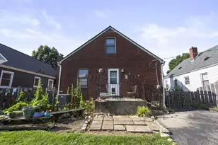 665 E Royal Forest Blvd, Columbus, OH 43214 - Photo 4