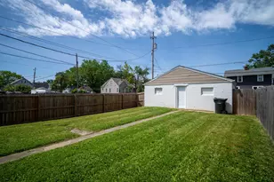 2464 Sullivant Ave, Columbus, OH 43204 - Photo 16