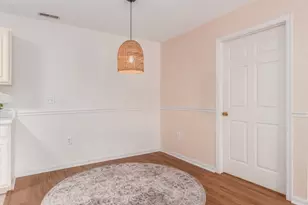 2436 Warm Springs Dr, Hilliard, OH 43026 - Photo 8
