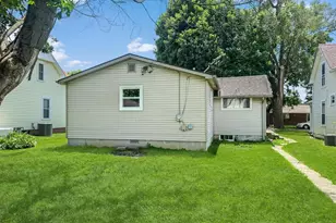 416 E Newell St, West Liberty, OH 43357 - Photo 6