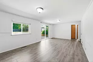 796 Drummond Ct, Columbus, OH 43214 - Photo 28