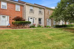 2432 Hardesty Dr S, Columbus, OH 43204 - Photo 2