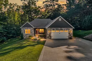 599 Meadowdale Dr, Mansfield, OH 44907 - Photo 2