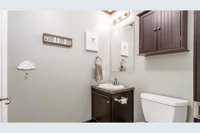 70 Liberty Avenue SE, Jacksontown, OH 43030 - Photo 20