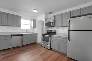 2204 Medina Ave, Columbus, OH 43211 - Photo 10