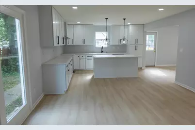 512 N Warren Avenue, Columbus, OH 43204 - Photo 4
