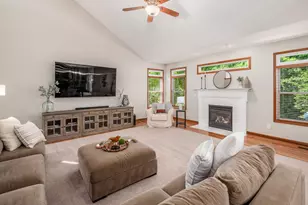 1811 Chiprock Dr, Marysville, OH 43040 - Photo 4