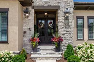 7158 Tuscany Dr, Dublin, OH 43016 - Photo 2