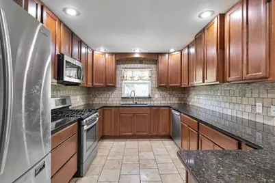 521 E Johnstown Road, Columbus, OH 43230 - Photo 8