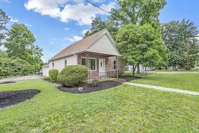 2015 Highland Road, Zanesville, OH 43701 - Photo 2